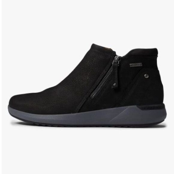 Cobb Hill - Women's Skylar Zip Boot Waterproof Black - Size 6.5 EE - Extra Wide - Picture 1 of 9